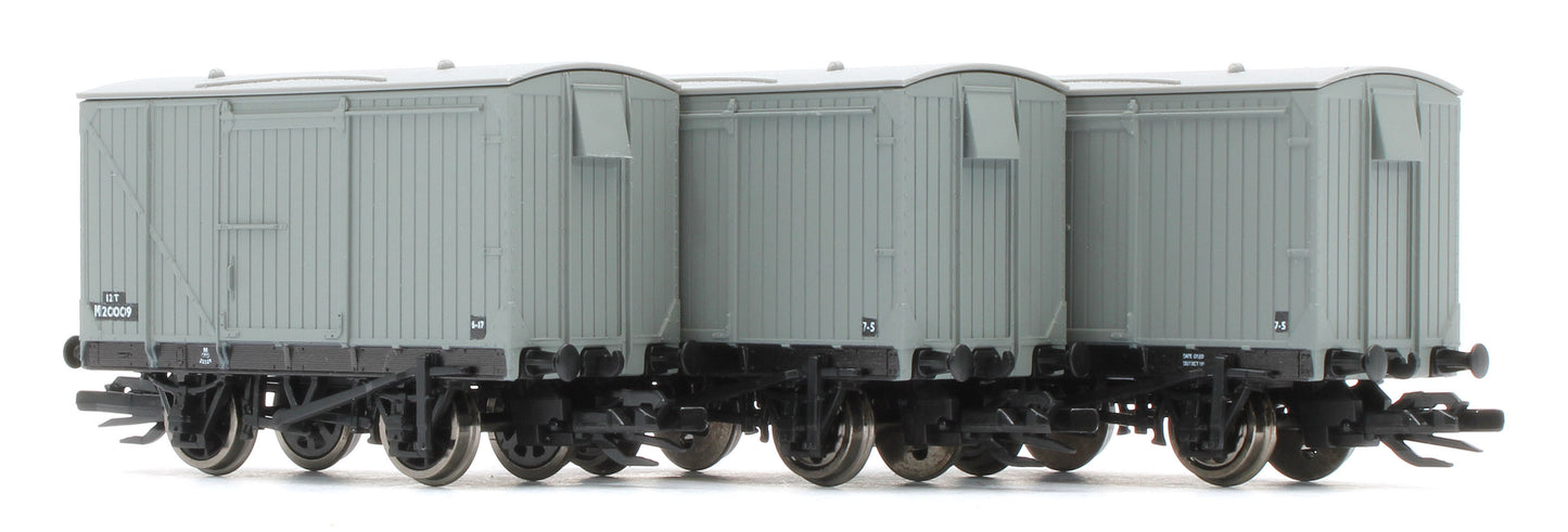 TTR61302 TT:120 Ex-LMS 9ft Wheelbase Unfitted BR Grey Vans - Pack of 6