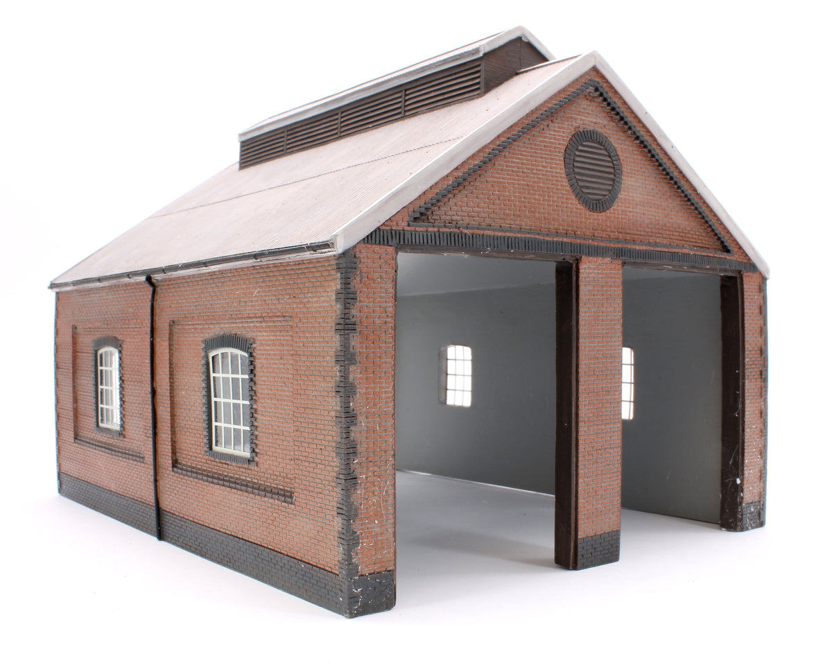 Pre-Owned Two Road Brick Engine Shed