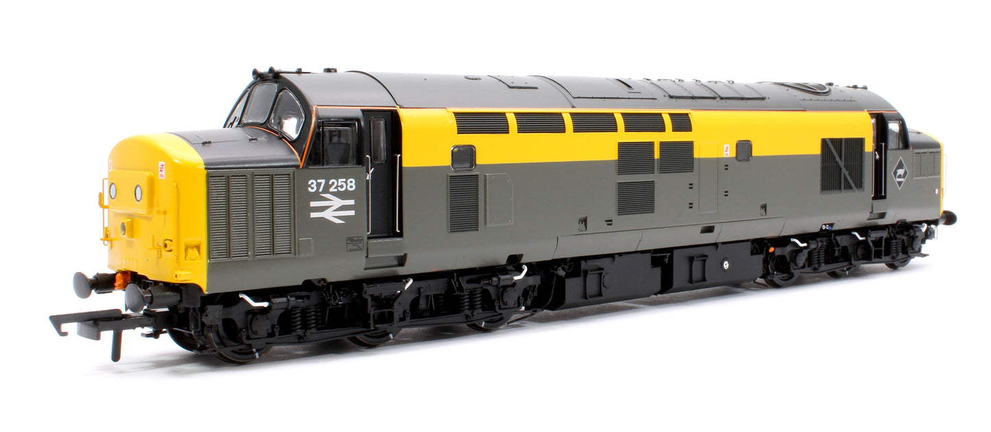 Class 37/0 37258 BR 'Dutch' Civil Engineers Grey and Yellow Diesel Locomotive