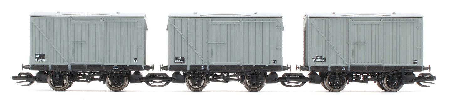 TTR61302 TT:120 Ex-LMS 9ft Wheelbase Unfitted BR Grey Vans - Pack of 6