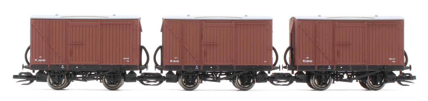 TTR61303 TT:120 Ex-LMS 9ft Wheelbase Fitted BR Bauxite Vans - Pack of 6