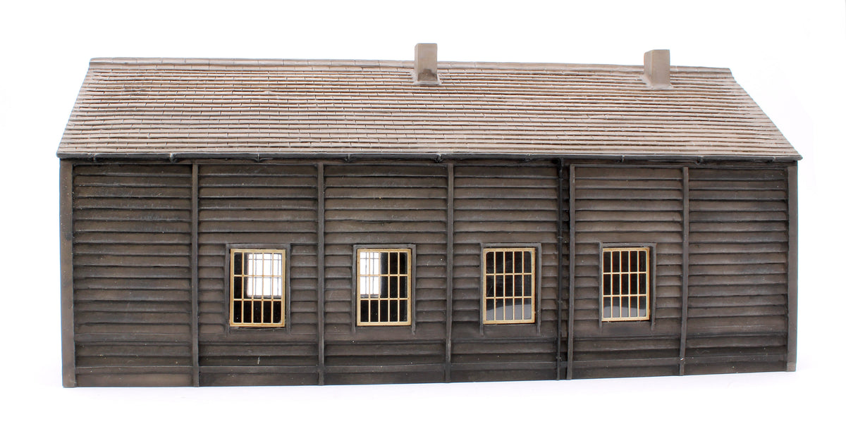 Pre-Owned Wooden Engine Shed