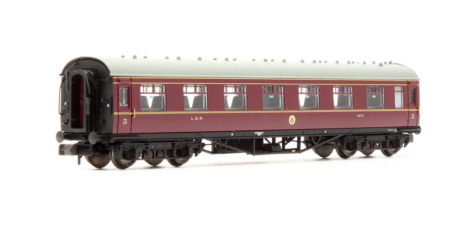 Pre-Owned Stanier Vestibule Third Coach LMS Crimson Lake '9457'