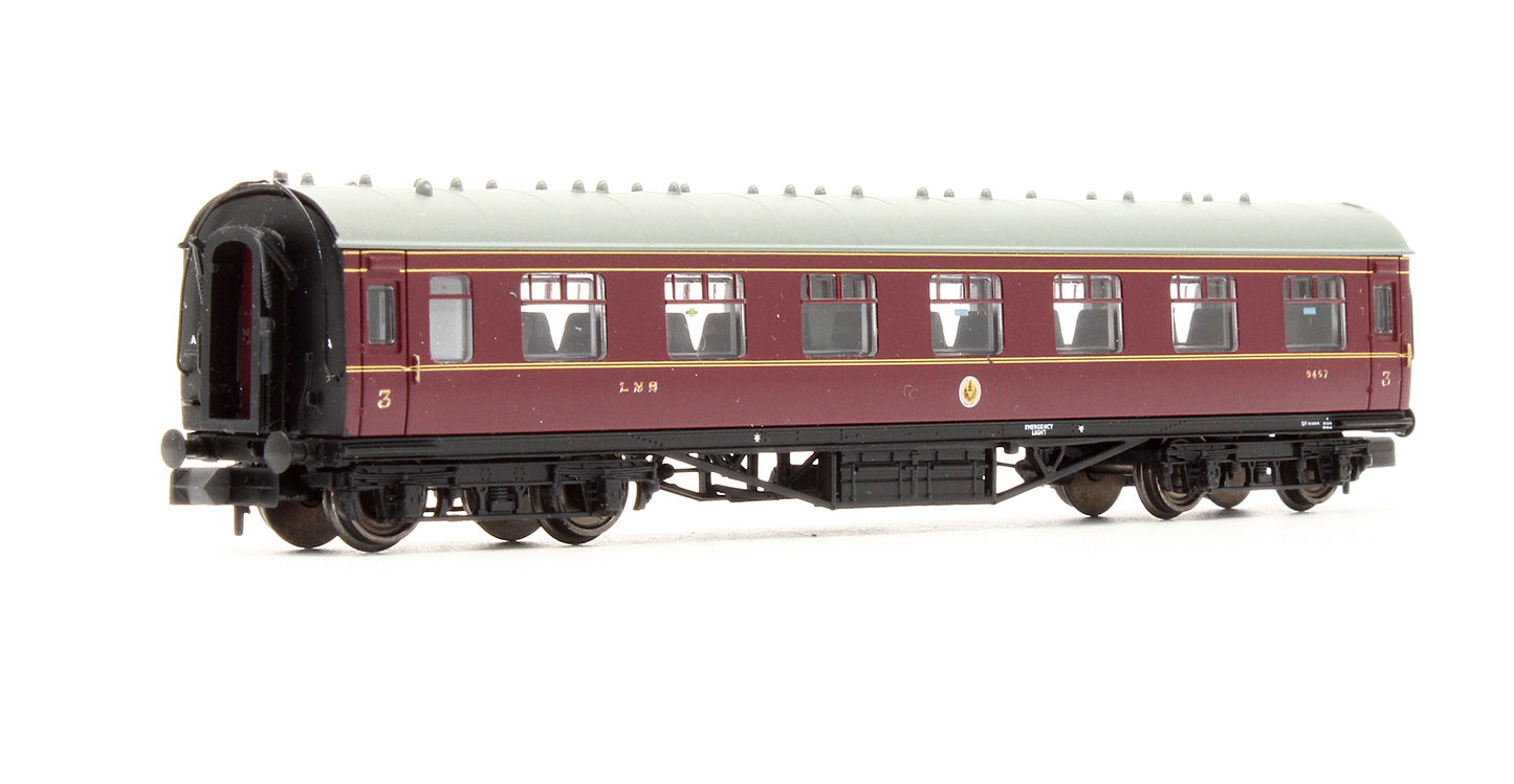 Pre-Owned Stanier Vestibule Third Coach LMS Crimson Lake '9457'