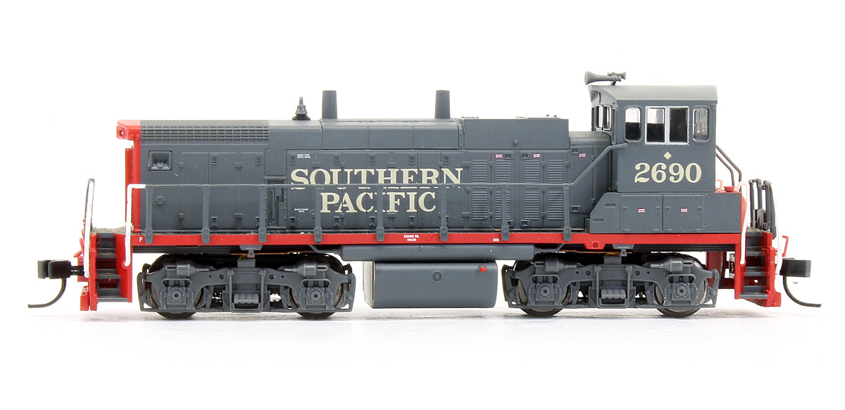 Pre-Owned MP-15DC Diesel Locomotive Southern Pacific - Road #2690