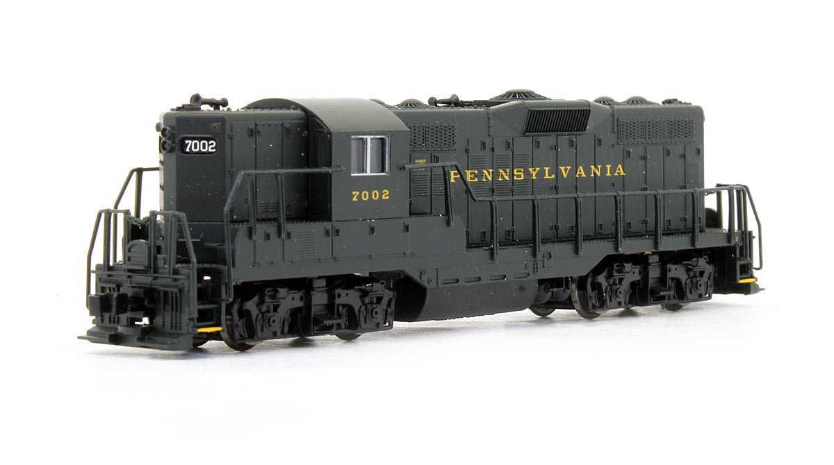 Pre-Owned GP9 Ph.2 Diesel Locomotive Pennsylvania - Road #7002