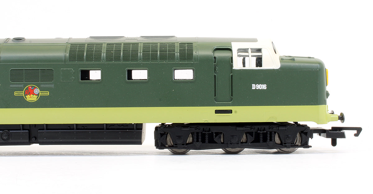 Pre-Owned RailRoad BR Two Tone Green Class 55 Deltic 'D9016' Diesel Locomotive