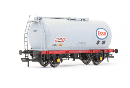 Pre-Owne 37-576A TTA Tank Wagon 'Esso' Grey '5961'