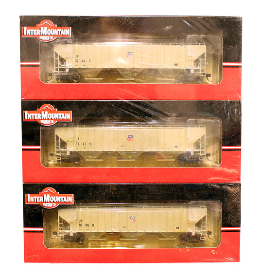 Pre-Owned Set Of 3 Union Pacific "Super Set" Union Pacific 3-Bay 4750 cu.ft. PS2 Covered Hopper Cars (Copy)