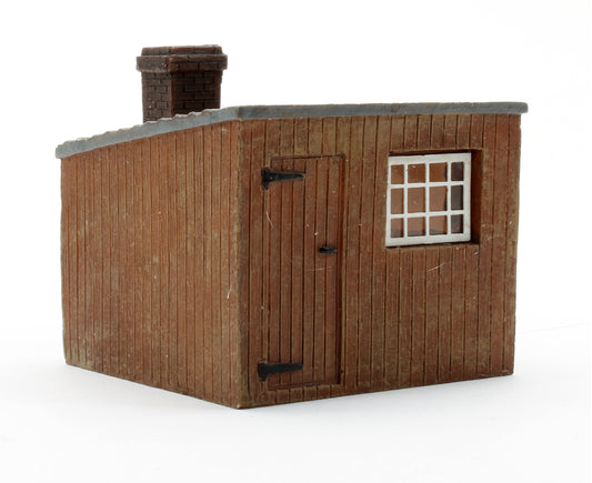 Pre-Owned R8586 Platelayers Hut