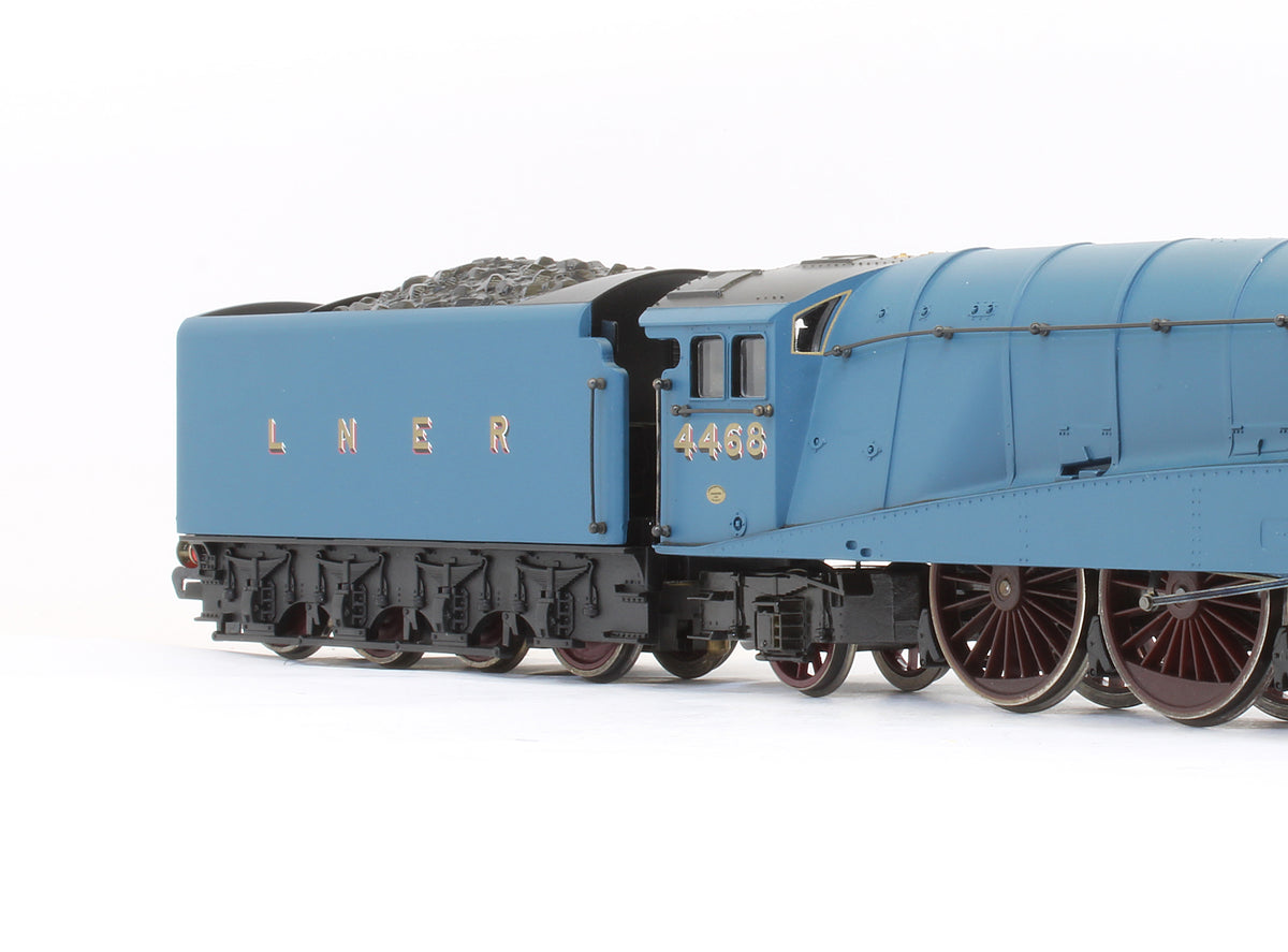 R2059 Pre-Owned LNER 4-6-2 Class A4 'Mallard' 4468 Steam Locomotive - Limited Edition