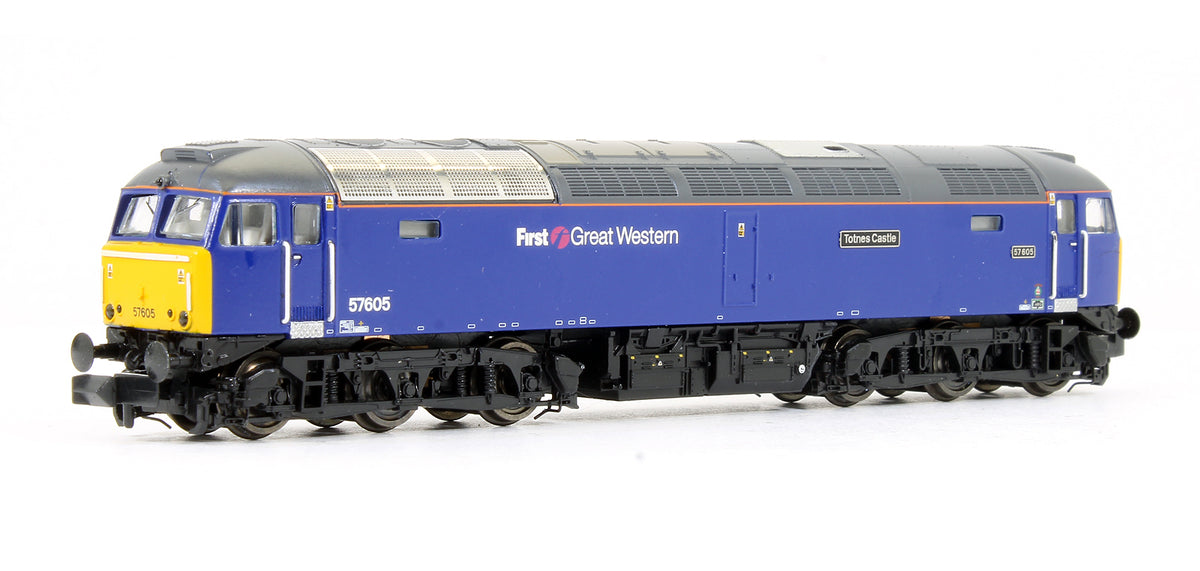 Pre-Owned 371-655 Class 57605 First Great Western 'Totnes Castle' Diesel Locomotive - DCC Sound