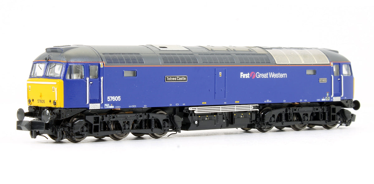 Pre-Owned 371-655 Class 57605 First Great Western 'Totnes Castle' Diesel Locomotive - DCC Sound