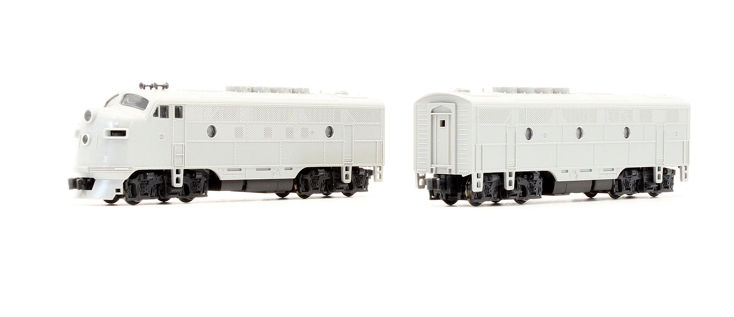 Pre-Owned F3 A+B Locomotive Set Undecorated