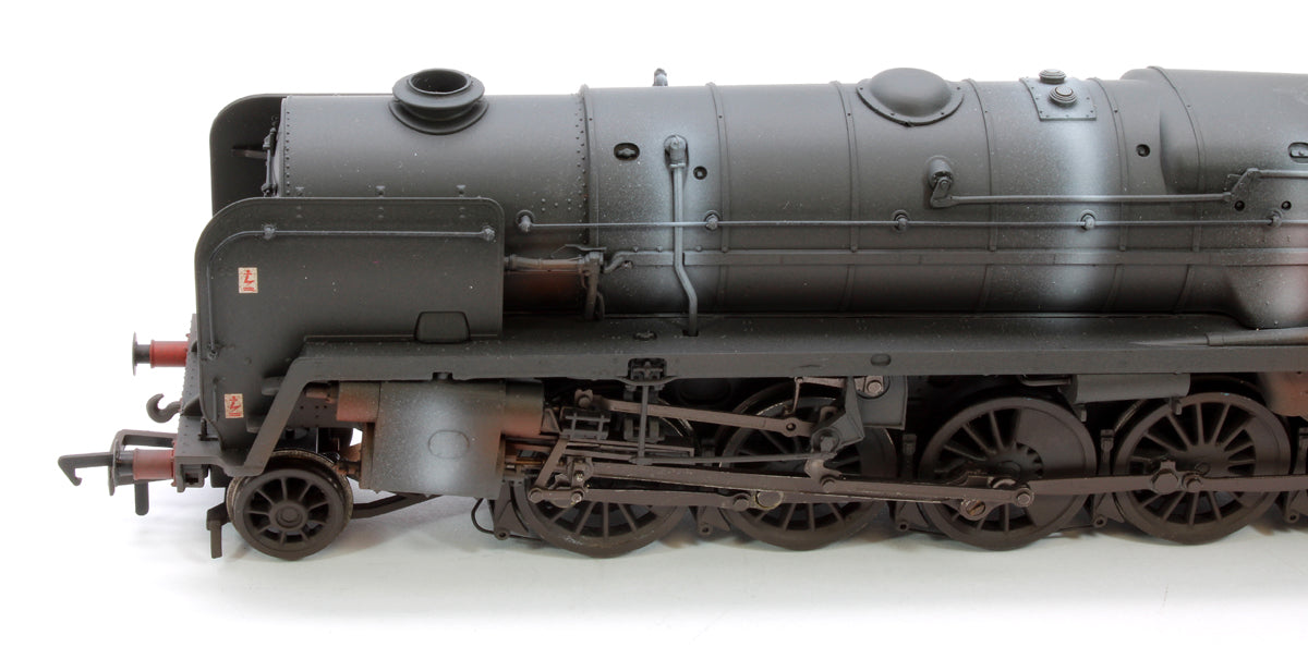 BR Standard 9F (Tyne Dock) with BR1B Tender 92097 BR Black (Late Crest) Steam Locomotive - Weathered