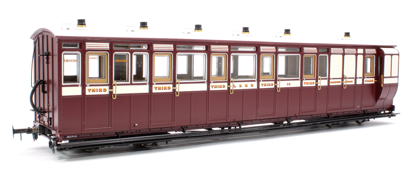 Lynton & Barnstaple Brake 3rd Red/Ivory No.16 1902-1922 DCC Fitted