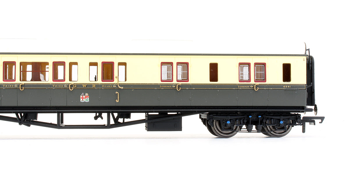 Pre-Owned GWR Collett Corridor Brake 3rd (RH) Coach '4941'