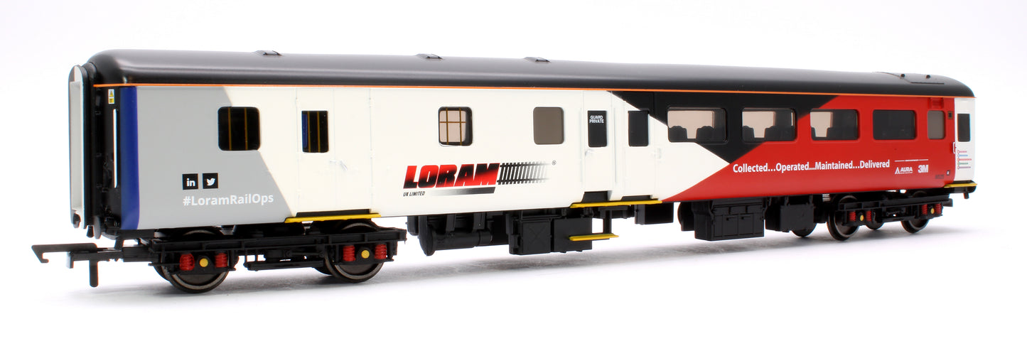 Set of 2 Mk2F Loram Rail Operations No.6046 & 9525 Coaches