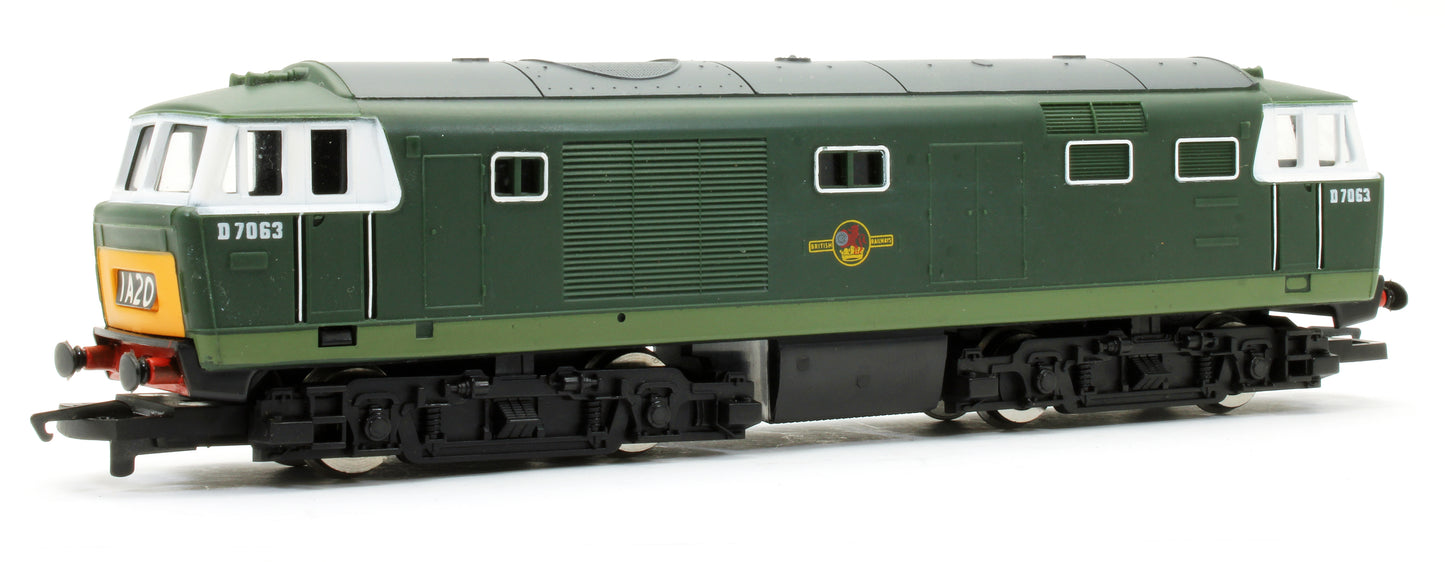 Pre-Owned R074 Class 35 Hymek 'D7063' BR Green Diesel Locomotive