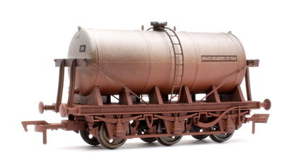 6 Wheel Milk Tank Unigate Creameries 70349 - Weathered