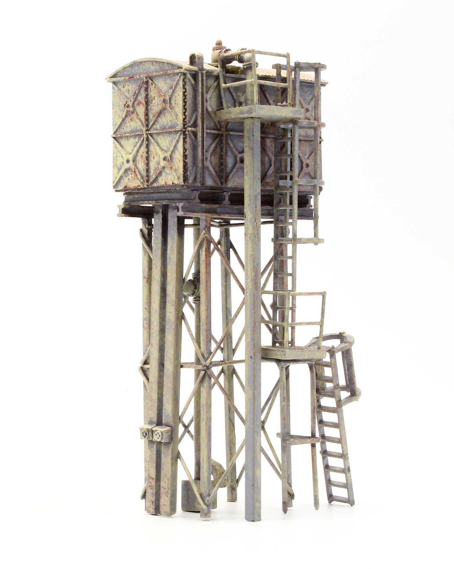 Pre-Owned 44-0018 Small Water Tower