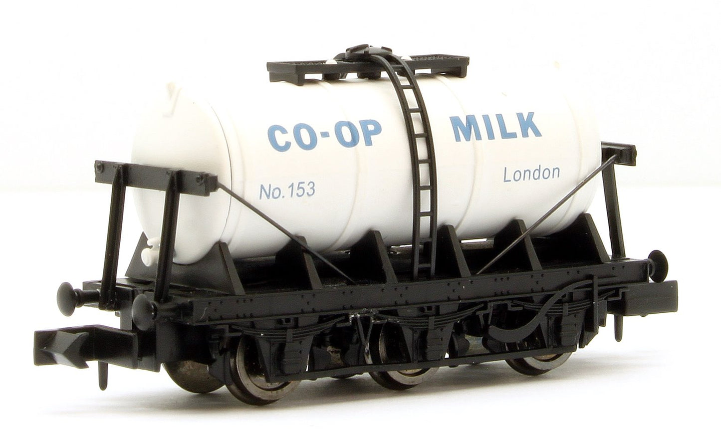 Pre-Owned 6 Wheel Milk Tanker Co-op London No.153