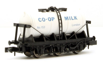 Pre-Owned 6 Wheel Milk Tanker Co-op London No.153