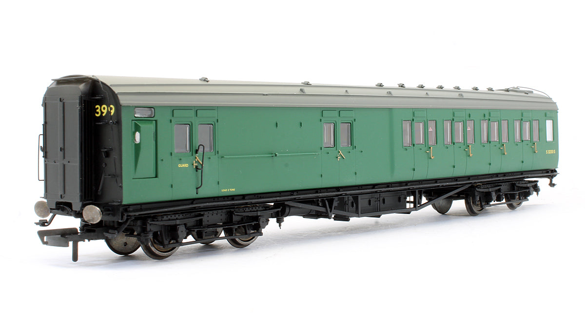 BR (Ex-SR) Maunsell 4 Compartment Brake 2nd Coach 'S 3233 S'