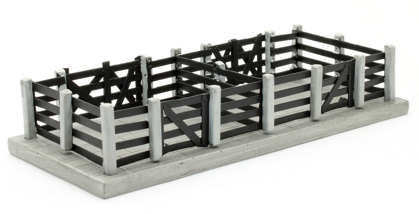 Pre-Owned R8790 Cattle Dock