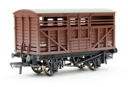 Pre-Owned 33-655B Cattle Wagon M143820 in BR Brown Livery - Weathered