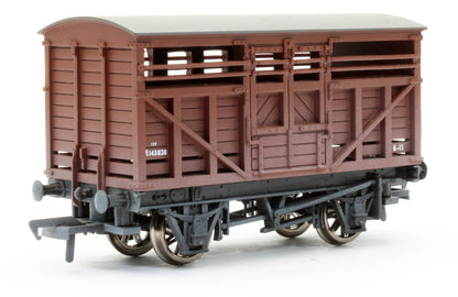 Pre-Owned 33-655B Cattle Wagon M143820 in BR Brown Livery - Weathered