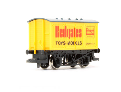 Pre-Owned Redgates Toys & Models Closed Van