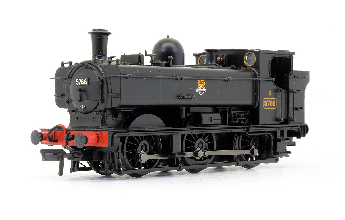 Pre-Owned 32-214 BR Black 0-6-0 Class 57XX Pannier Steam Locomotive '5766' - DCC Fitted