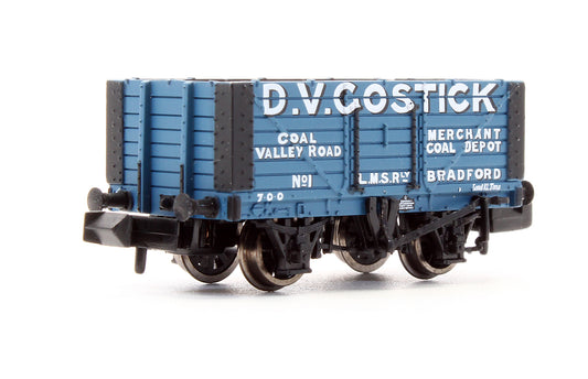 Pre-Owned 377-081A 7 Plank End Door Wagon 'D.V. Gostick' No.1