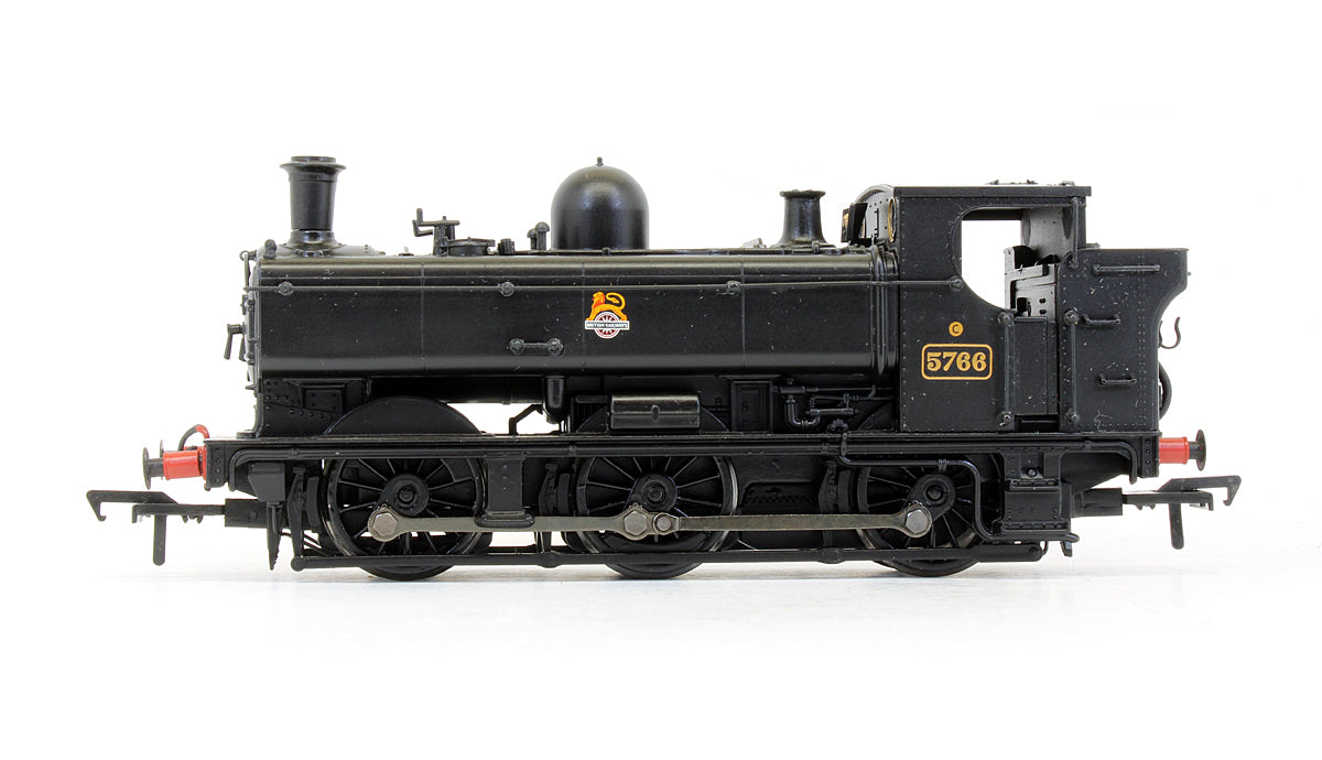 Pre-Owned 32-214 BR Black 0-6-0 Class 57XX Pannier Steam Locomotive '5766' - DCC Fitted