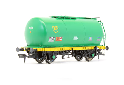 Pre-Owned 37-575A TTA Tank Wagon BP Green '37086'