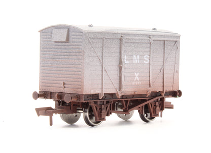 Pre-Owned 4F-011-016 LMS Grey Vent Van No.117870- Weathered