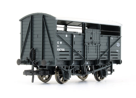 Pre-Owned 8 Ton Cattle Wagons GWR Dark Grey