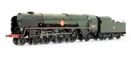 Pre-Owned Br Green 4-6-2 Merchant Navy Class 35027 'Port Line' Steam Locomotive