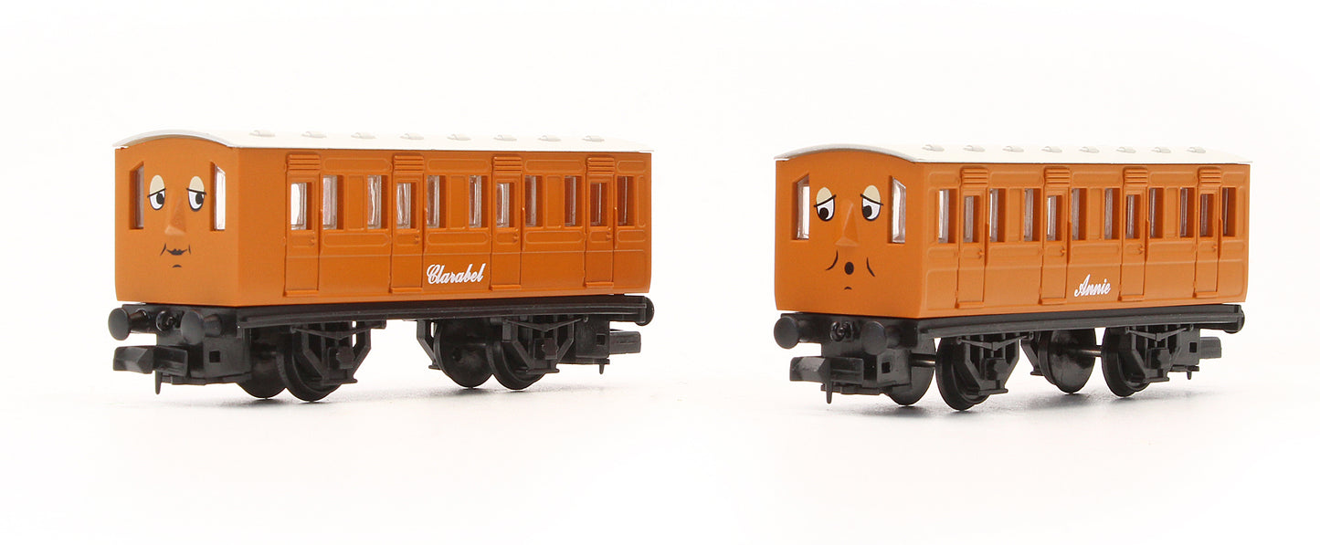 Pre-Owned 93807 Thomas The Tank Engine & Friends Annie & Clarabel Coach Set