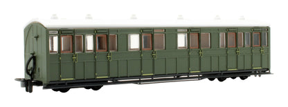 Pre-Owned GR401U OO-9 Composite Coach Unlettered Green