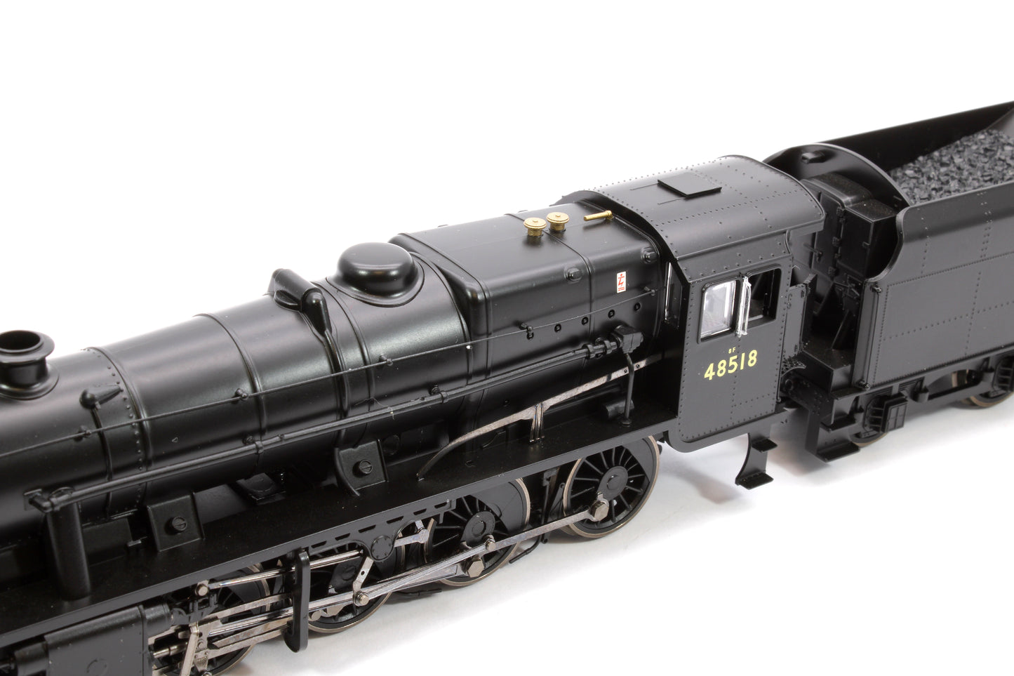 Class 8F 2-8-0 No. 48518 BR Black Late Crest Steam Locomotive