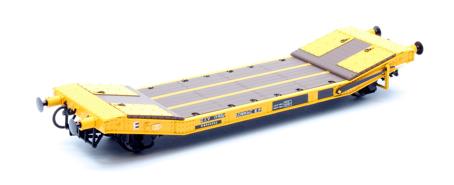 Pre-Owned C3009A 25T Lowmac BR Engineers Yellow Wagon DB904502