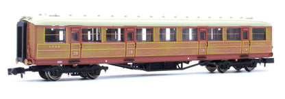 Pre-Owned 2P-011-013 Gresley LNER Teak 3rd Class Coach 61628