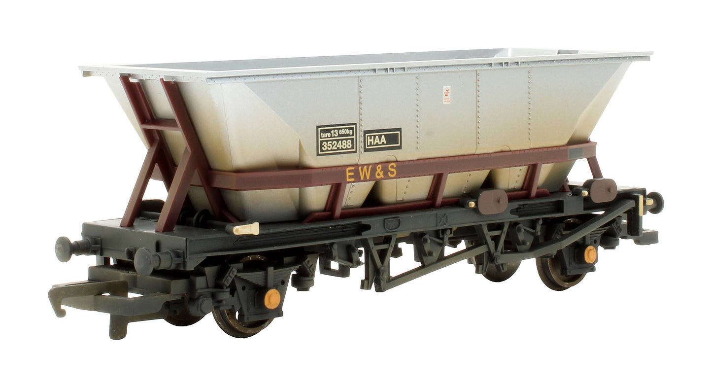 Pre-Owned R6150 3x MGR Hopper Wagons - Weathered