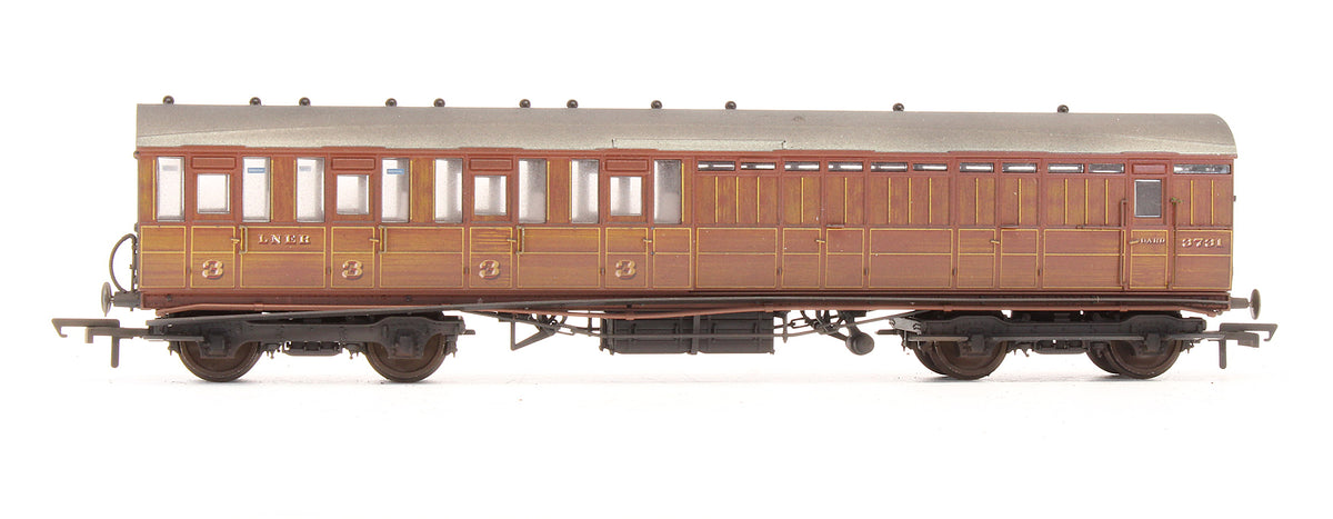 Pre-Owned R4518 LNER Gresley Suburban 3rd Class Brake Coach '3731' - Custom Weathered