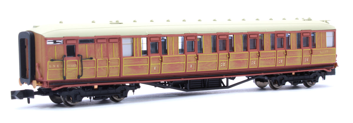 Gresley Coach LNER Teak Brake Composite 5547