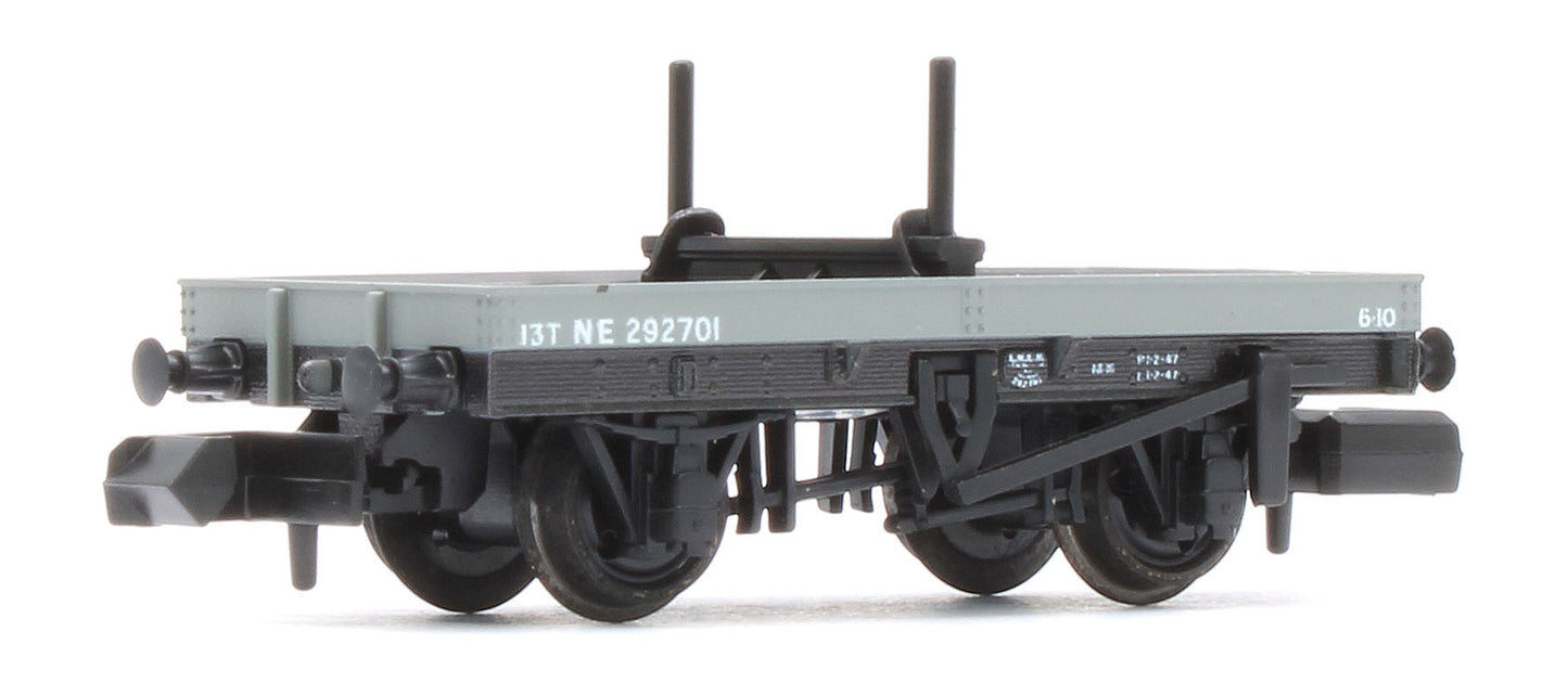 NR1151E 4 Wheel LNER Bolster Wagon Twin Pack