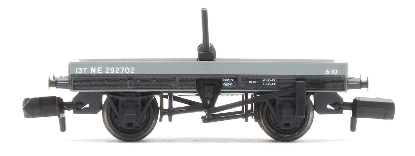 NR1151E 4 Wheel LNER Bolster Wagon Twin Pack