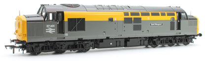 Class 37/0 Centre Headcode 37201 'St. Margaret' BR Eng. Grey & Yellow Diesel Locomotive (DCC Sound)